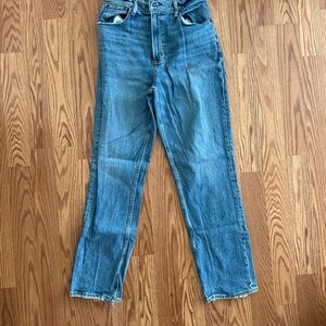 Abercrombie & Fitch Ultra High Rise Jeans